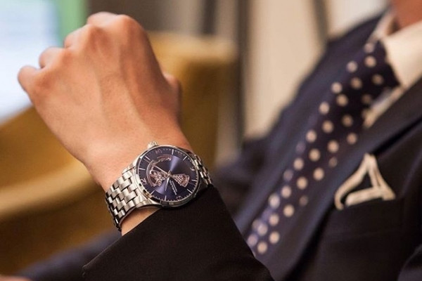 hamilton jazzmaster open heart