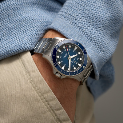 HAMILTON KHAKI NAVY SCUBA 300 mt